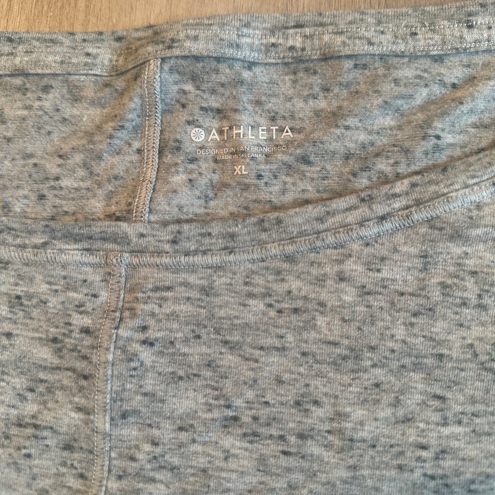 Athleta Essence Flow Top - Picture 6 of 6